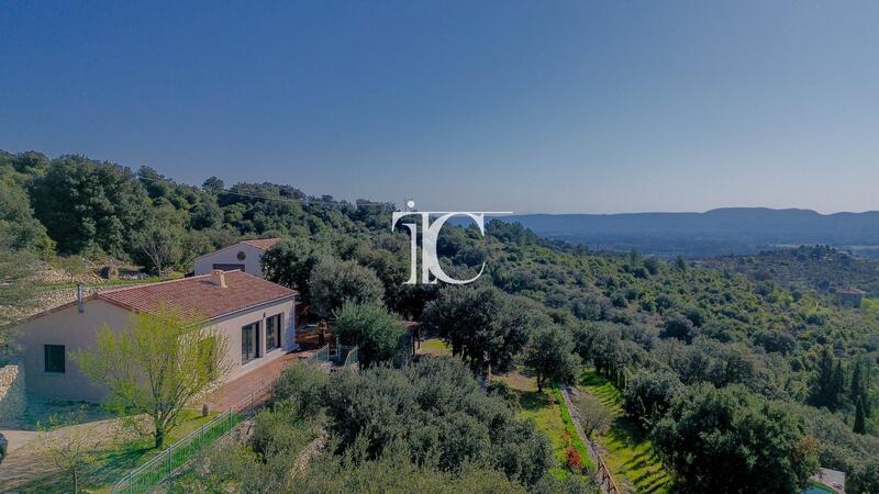 Maison - 88 m² - 3 pièces