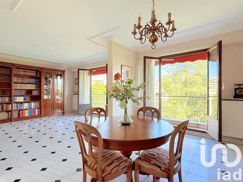 Appartement - 109 m² - 5 pièces