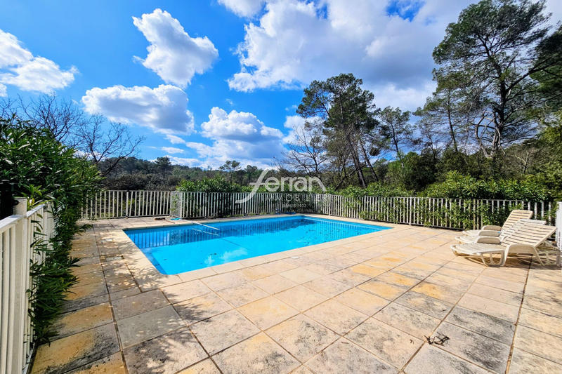 Bastide - 216 m² - 9 pièces