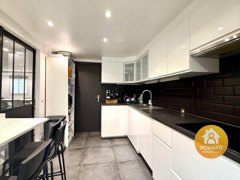 Maison - 110 m² - 6 pièces