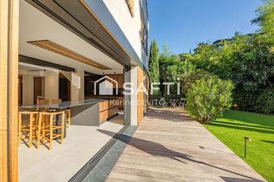 Maison - 142 m² - 5 pièces