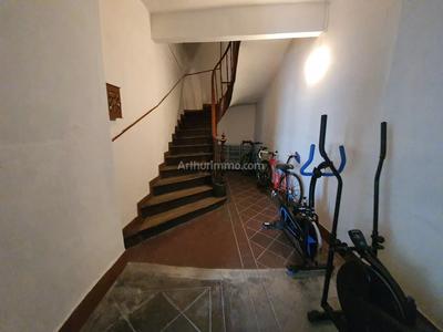 Immeuble - 211 m² - 9 pièces