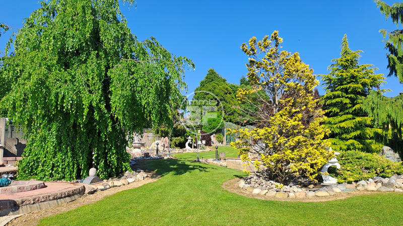 Maison - 195 m² - 7 pièces