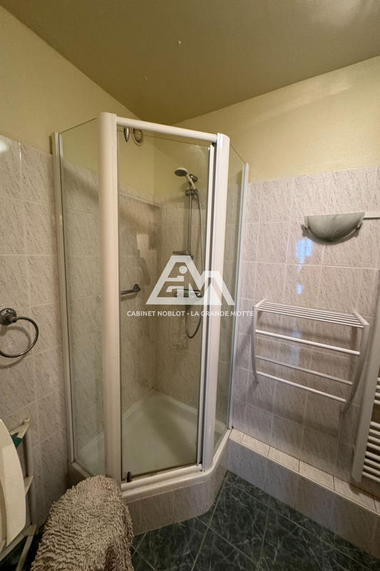 Appartement - 85 m² - 5 pièces