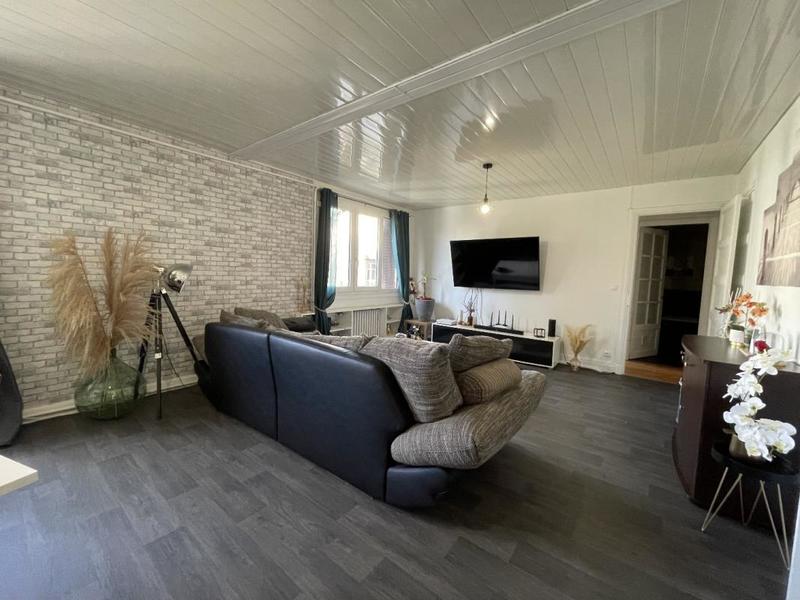 Appartement - 89 m² - 4 pièces