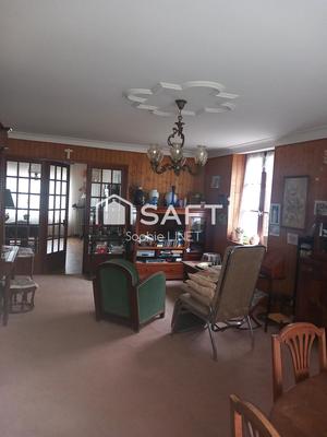 Maison - 232 m² - 11 pièces