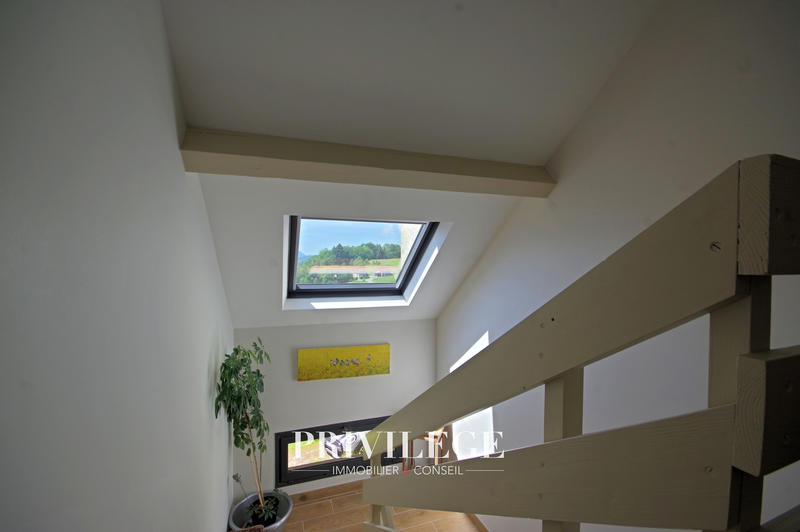 Maison - 161 m² - 7 pièces