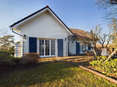 Maison - 150 m² - 8 pièces