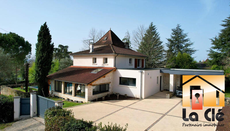 Maison - 175 m² - 7 pièces