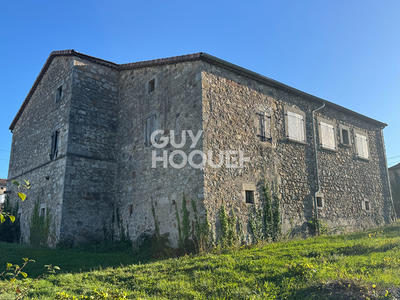 Maison - 400 m² - 9 pièces