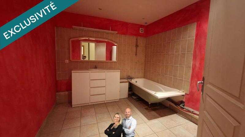 Maison - 237 m² - 8 pièces