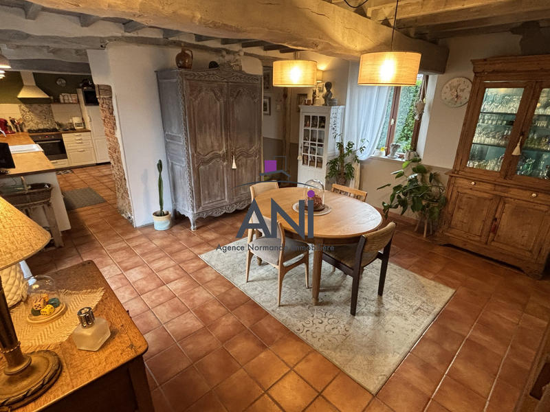 Maison - 104 m² - 4 pièces