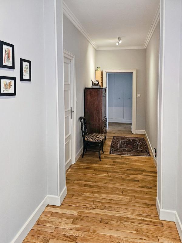 Appartement - 194 m² - 8 pièces