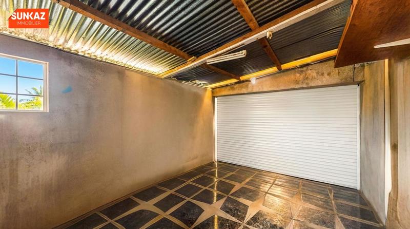 Maison - 85 m² - 5 pièces