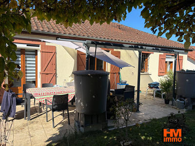 Maison - 111 m² - 6 pièces