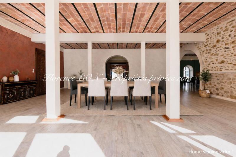 Maison - 945 m² - 20 pièces