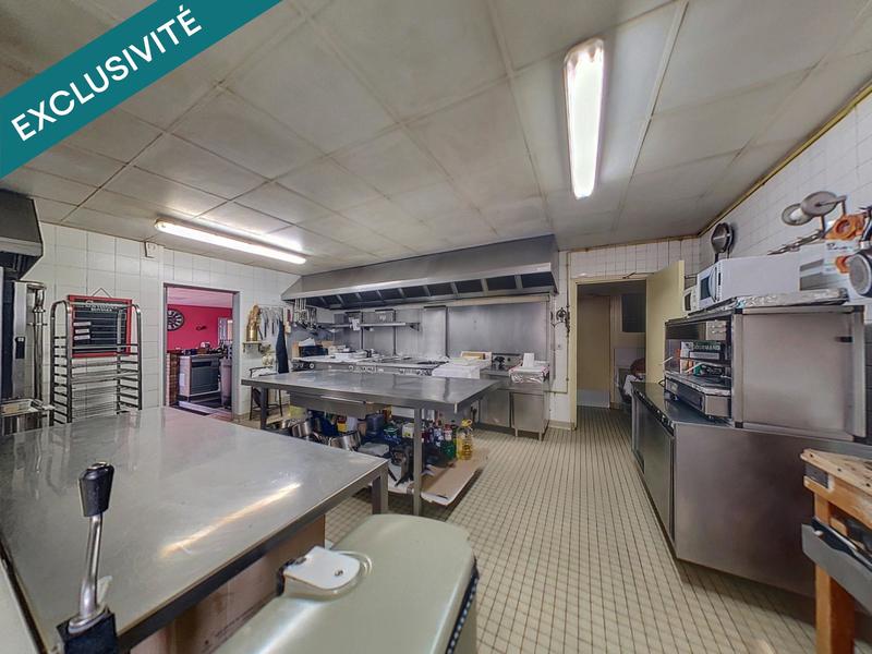 Local commercial - 470 m² - 8 pièces