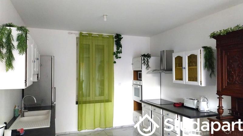 Chambre - 14 m² - 1 pièce