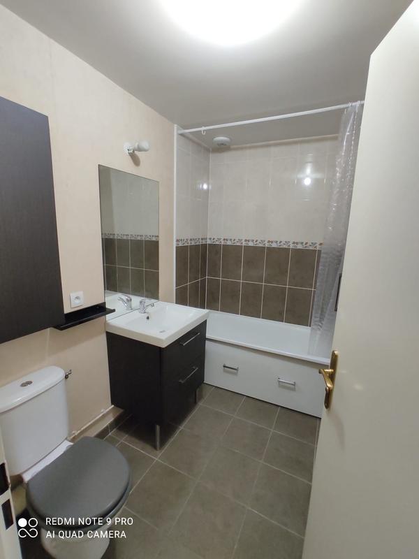 Maison traditionnelle - 84 m² - 4 pièces