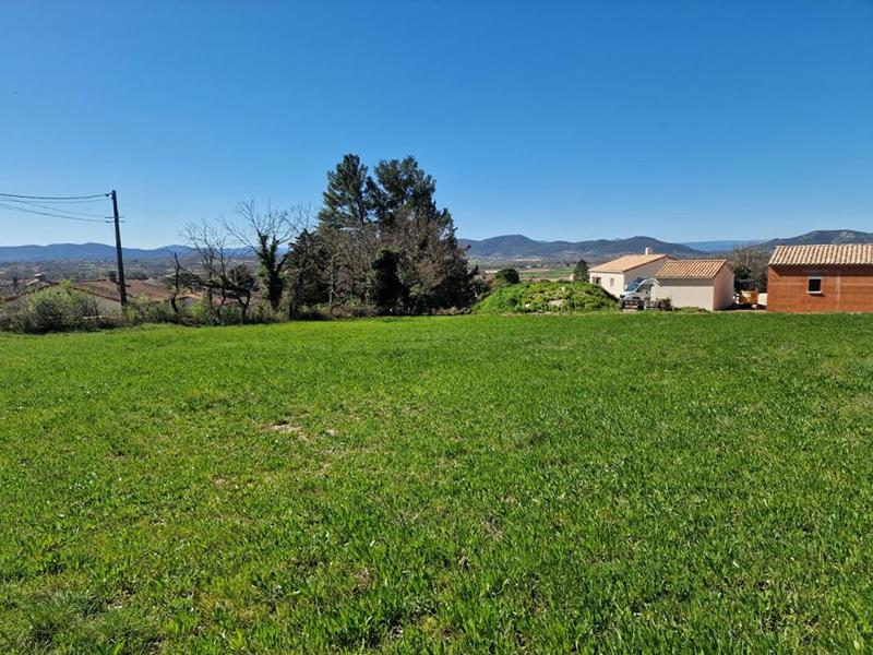 Terrain constructible - 1 170 m²