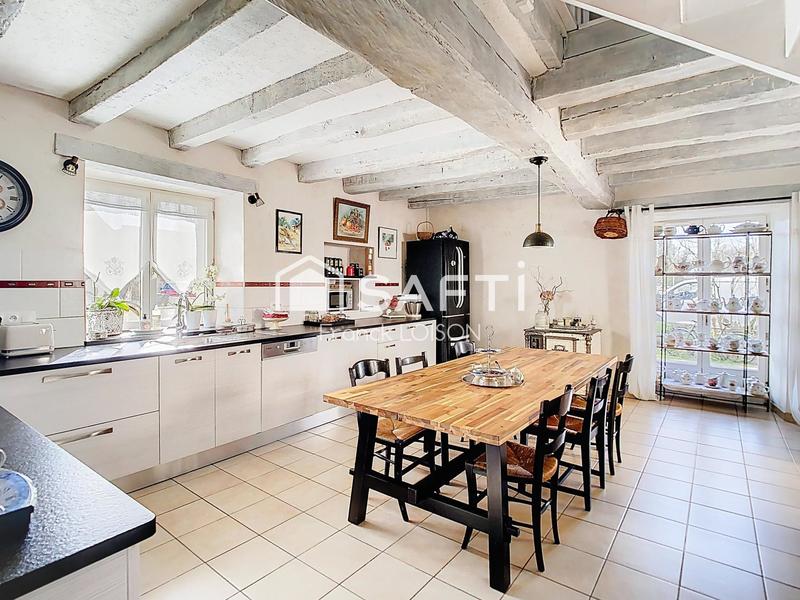 Maison - 223 m² - 8 pièces