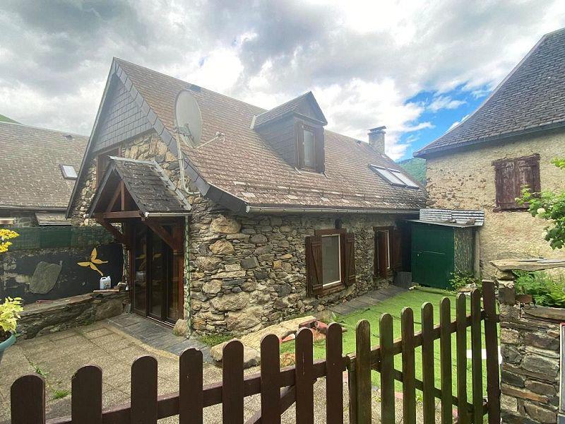 Maison en pierre - 80 m² - 3 pièces
