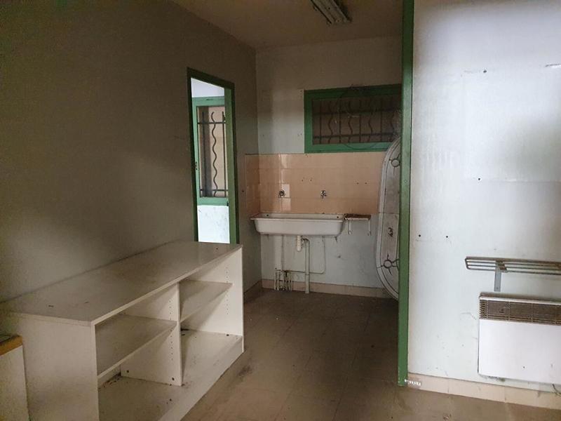 Local d'activité / Entrepôt - 2 187 m²