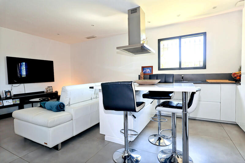 Maison - 171 m² - 5 pièces