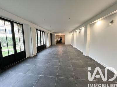 Maison - 152 m² - 6 pièces