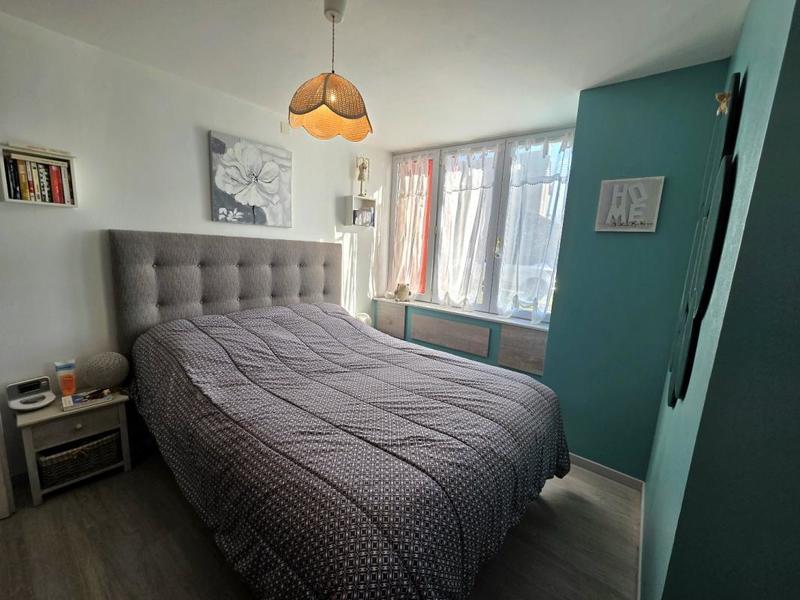 Maison - 277 m² - 9 pièces