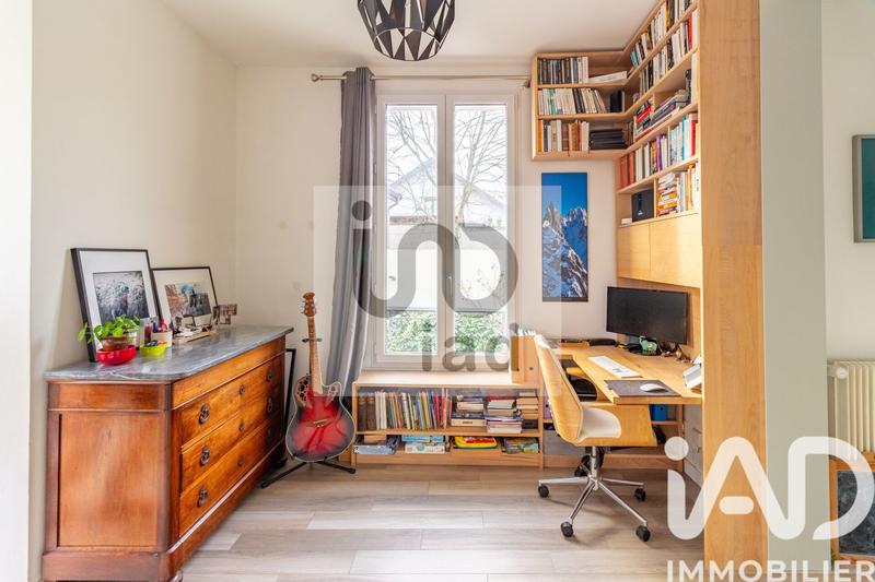 Maison - 90 m² - 5 pièces
