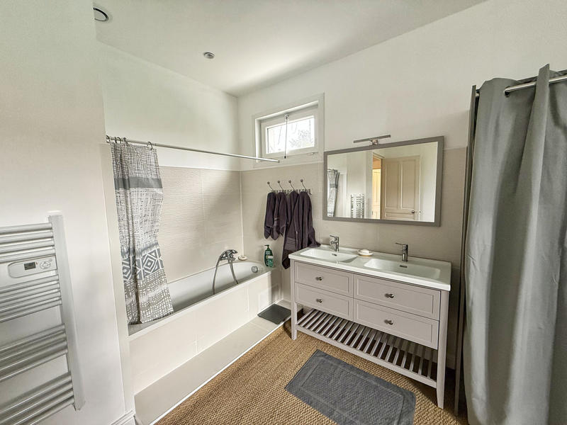 Maison - 132 m² - 6 pièces