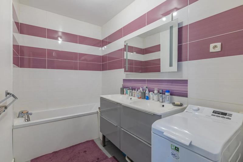 Appartement - 92 m² - 5 pièces