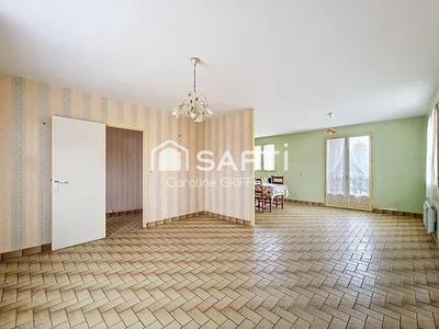 Maison - 106 m² - 5 pièces