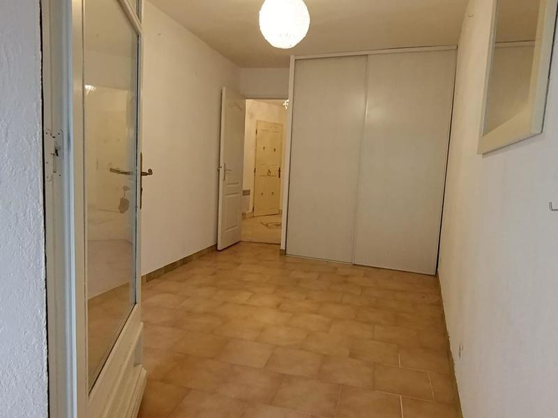 Appartement - 77 m² - 3 pièces