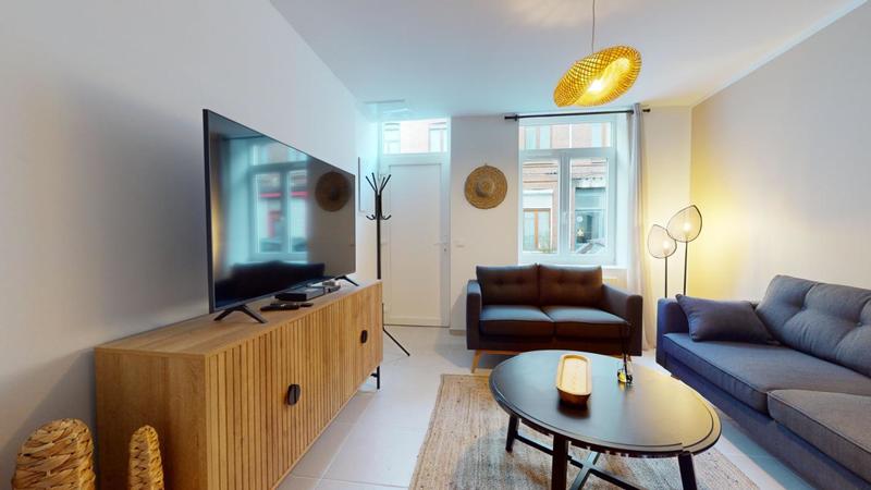 Maison - 92 m² - 6 pièces