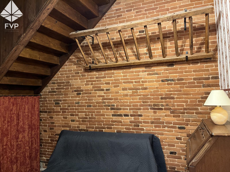 Propriété - 284 m² - 9 pièces