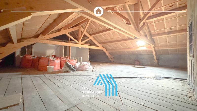 Appartement - 83 m² - 1 pièce