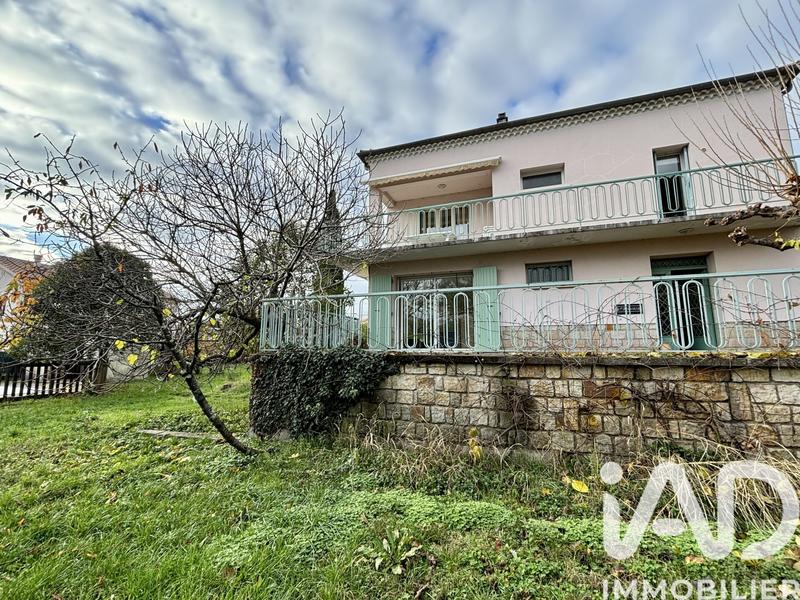 Maison - 190 m² - 6 pièces