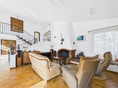 Villa - 192 m² - 6 pièces