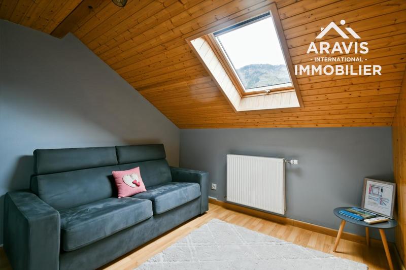 Maison - 159 m² - 7 pièces