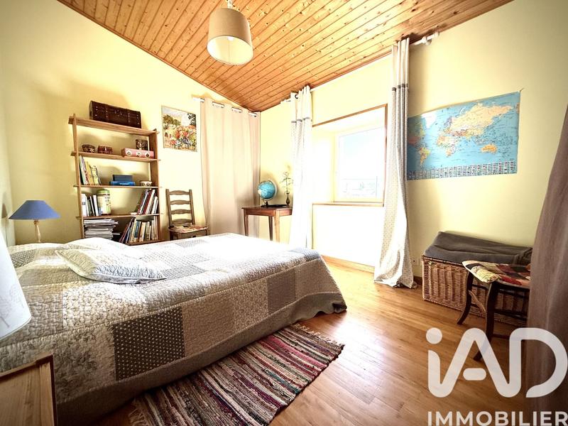 Maison - 111 m² - 6 pièces