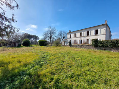 Maison - 184 m² - 6 pièces