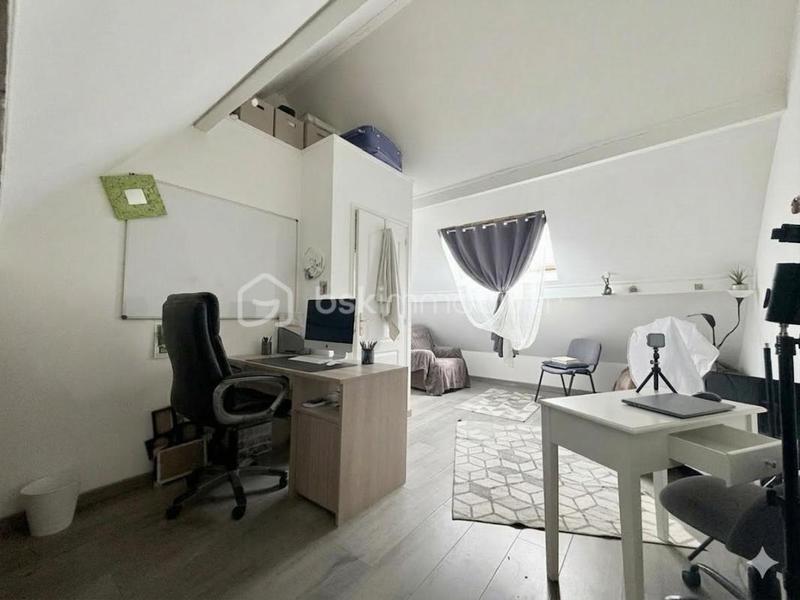 Maison - 170 m² - 7 pièces