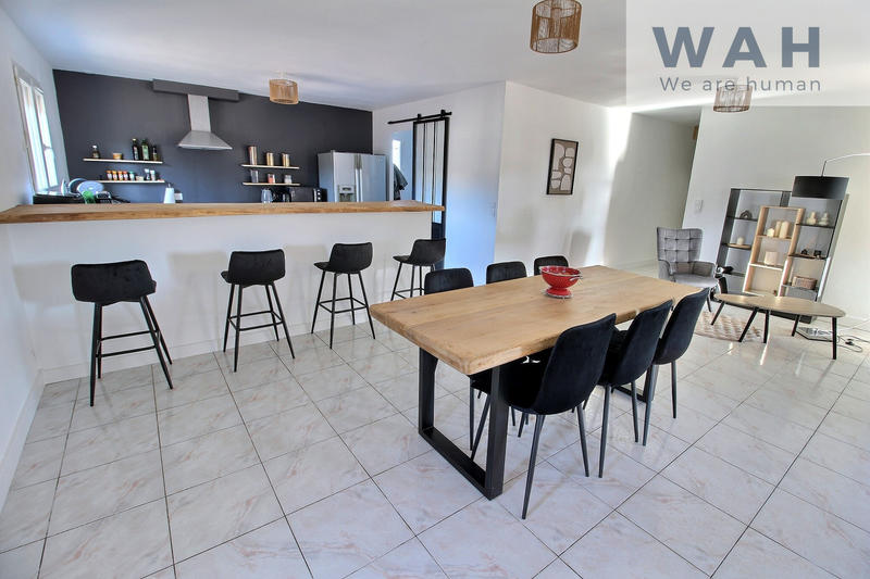 Maison - 128 m² - 4 pièces