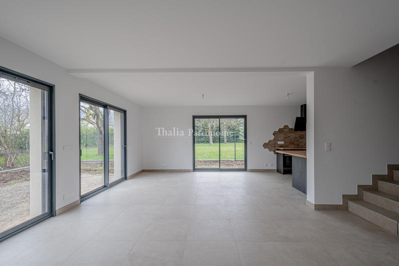 Maison - 155 m² - 6 pièces