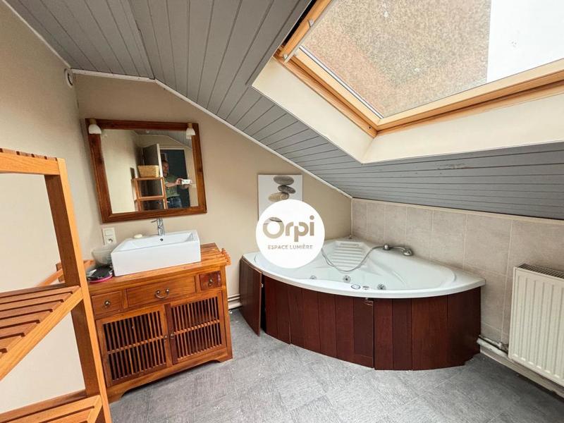 Maison - 95 m² - 4 pièces