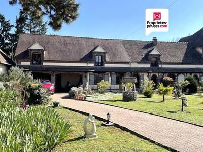 Maison - 205 m² - 8 pièces