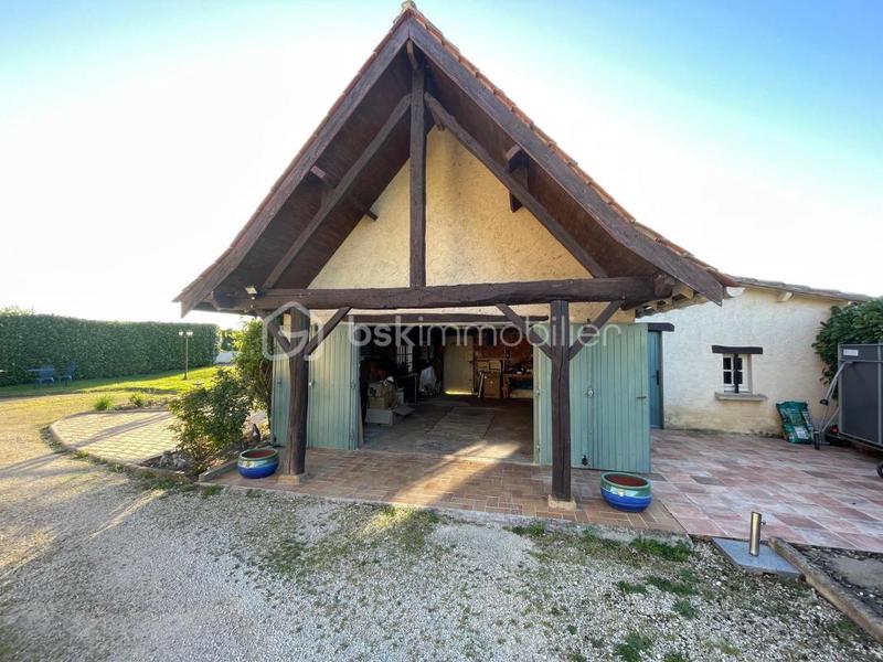 Propriété - 135 m² - 7 pièces