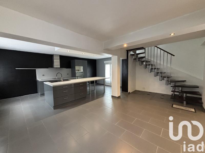 Maison - 121 m² - 5 pièces